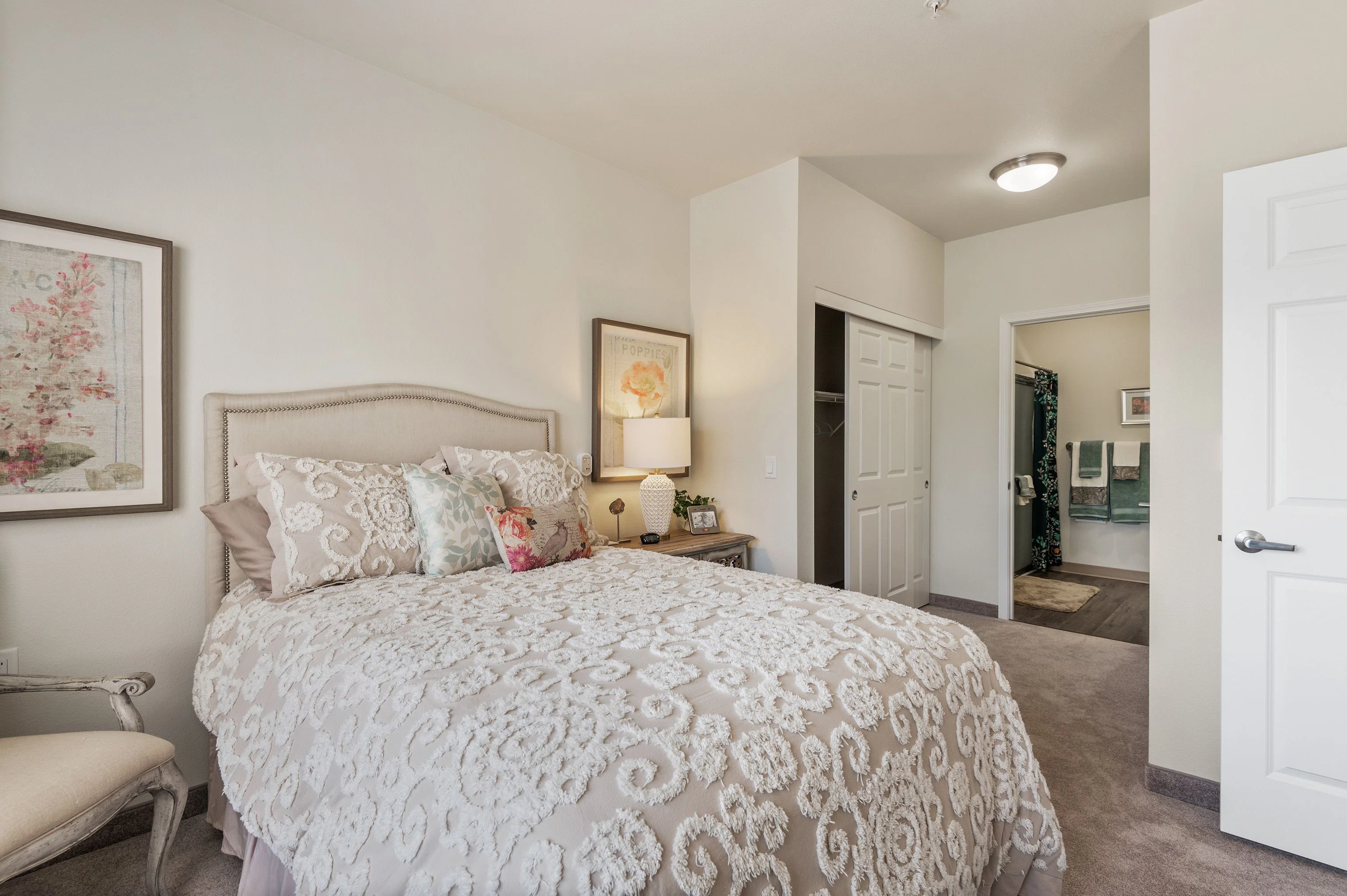 SOMERSET LODGE GRACIOUS RETIREMENT LIVING
