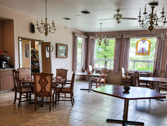 SPRING CREEK CHALET