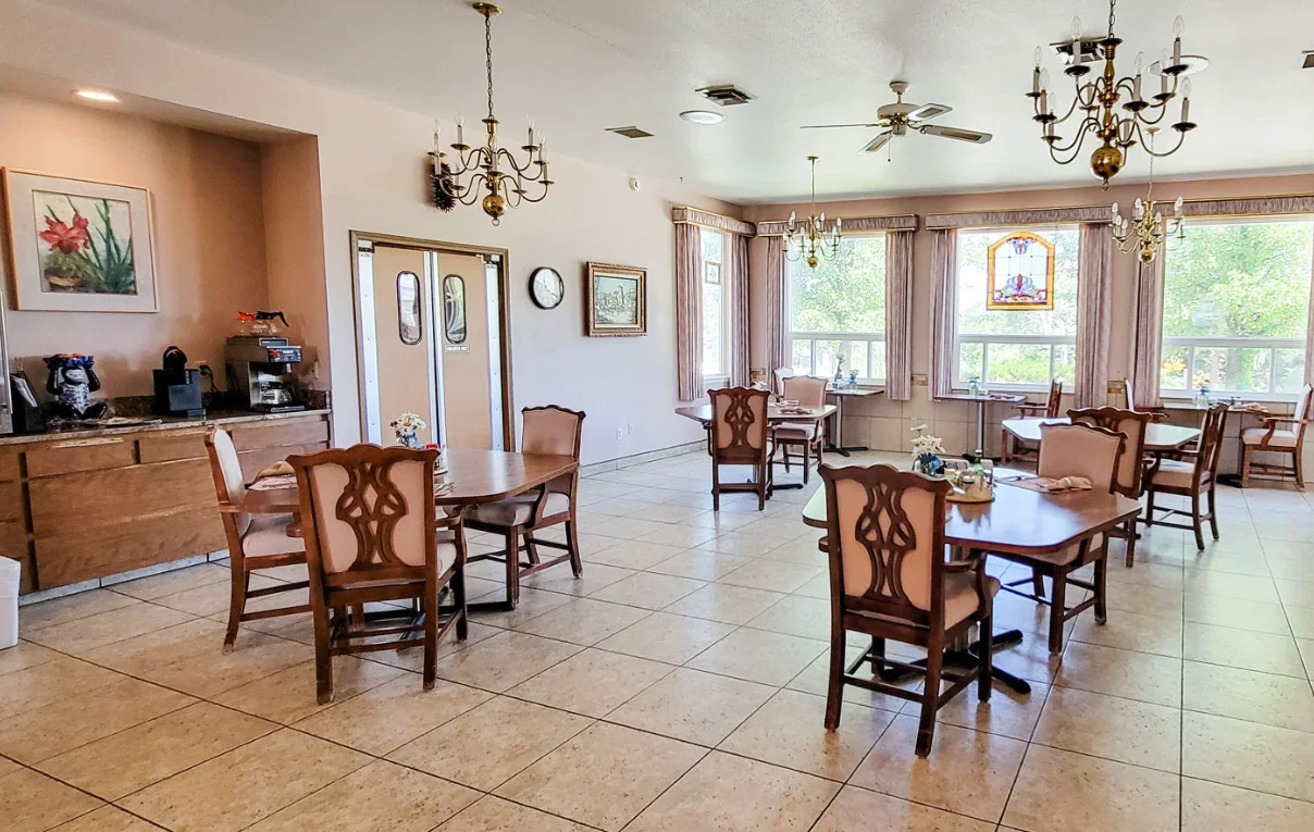 SPRING CREEK CHALET