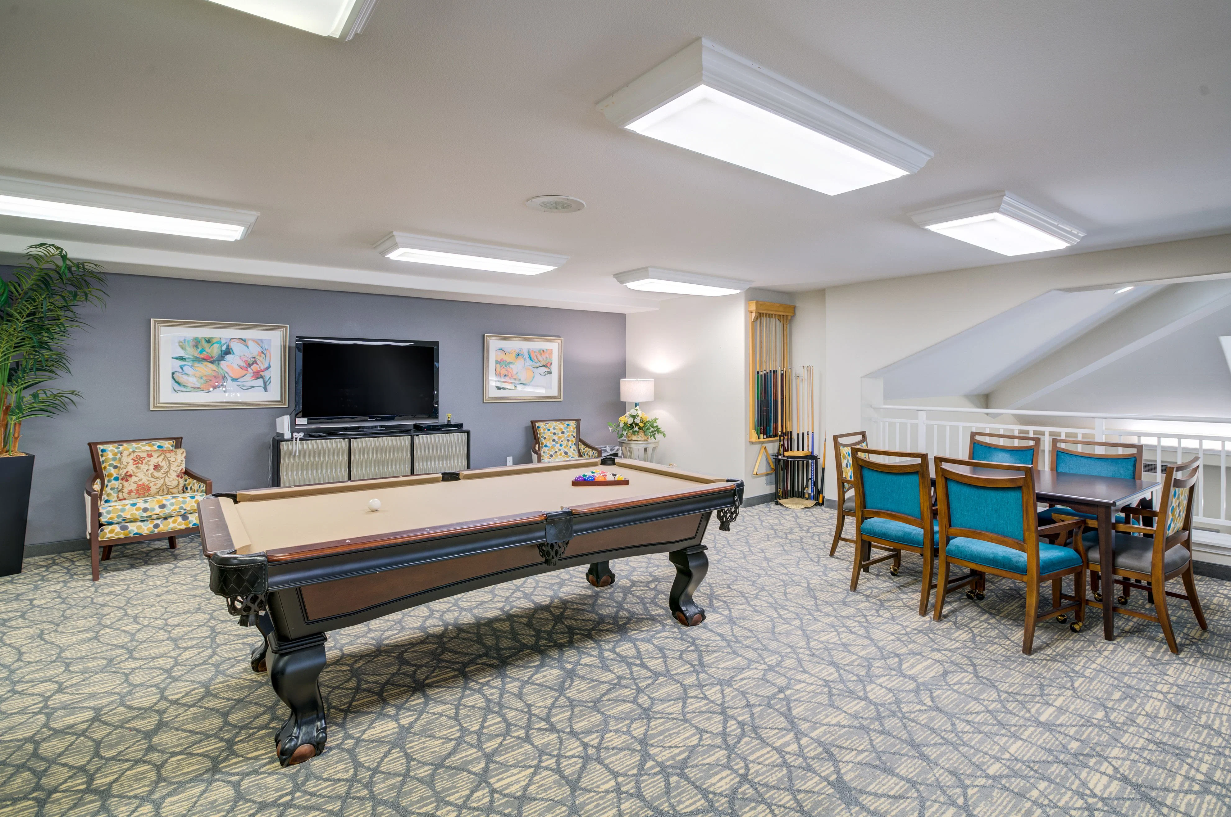 STEEPLECHASE RETIREMENT GRACIOUS RETIREMENT LIVING
