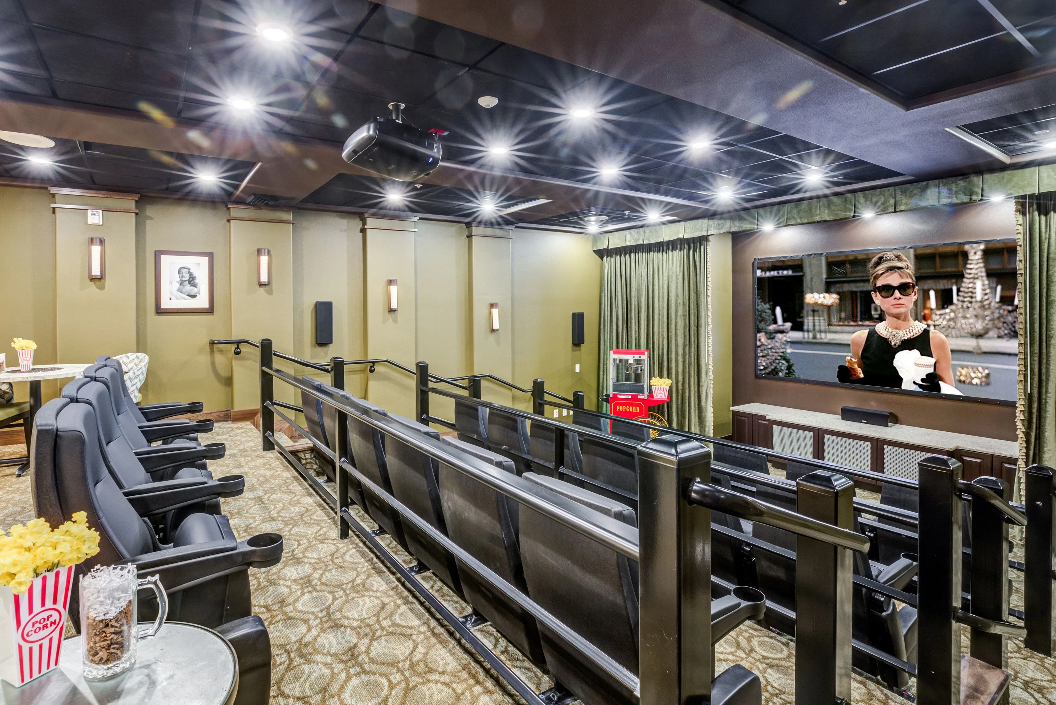 STERLING HEIGHTS GRACIOUS RETIREMENT LIVING