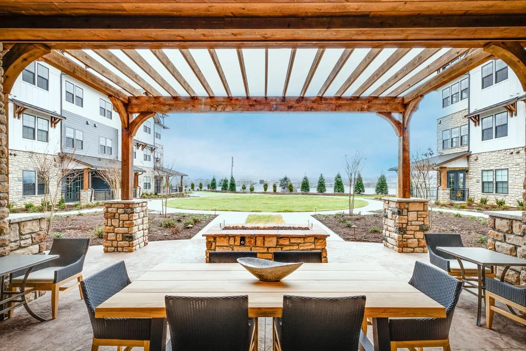 STORYPOINT HIXSON SOUTH
