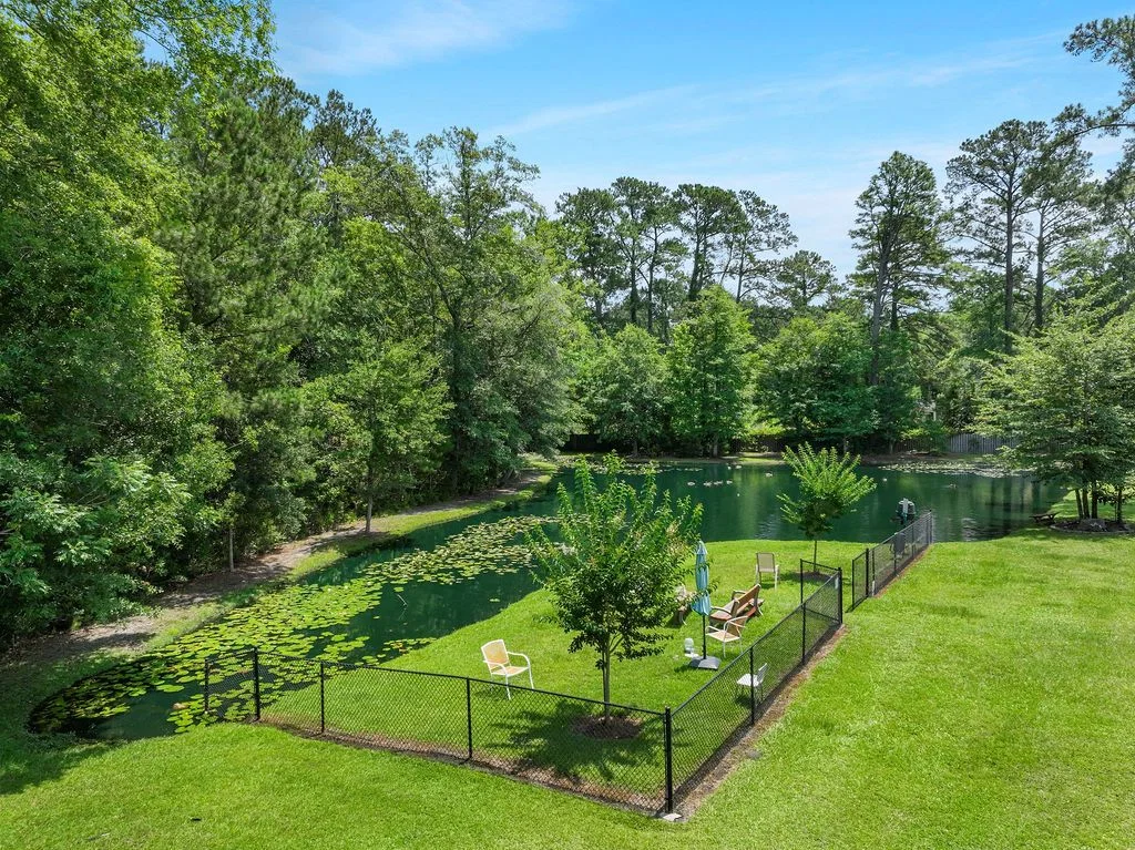 SUMMERVILLE ESTATES GRACIOUS RETIREMENT LIVING