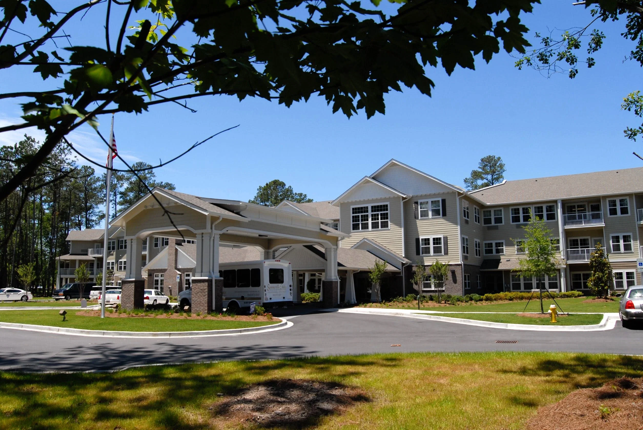 SUMMERVILLE ESTATES GRACIOUS RETIREMENT LIVING