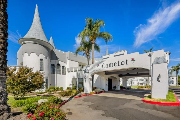 THE CAMELOT