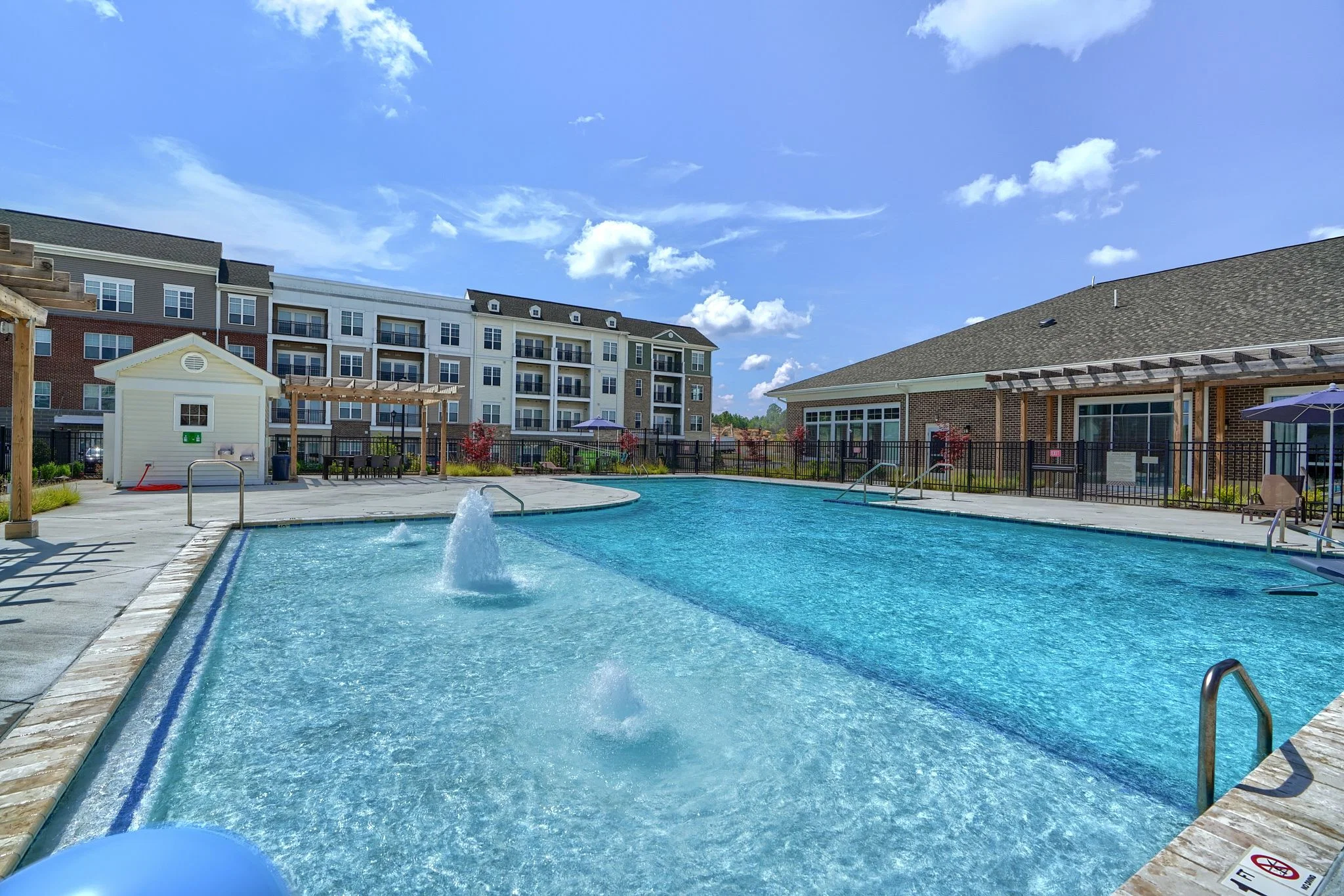 THE HEIGHTS AT JACKSON VILLAGE