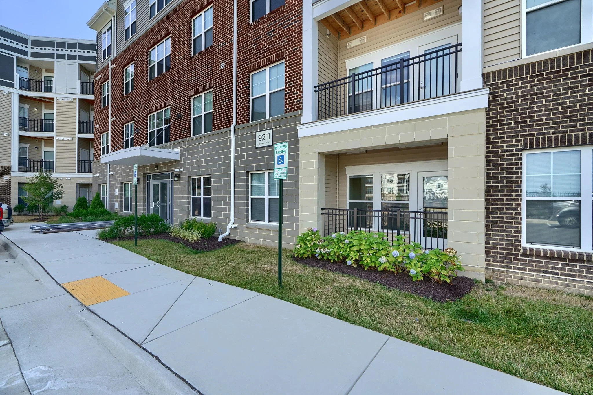 THE HEIGHTS AT JACKSON VILLAGE