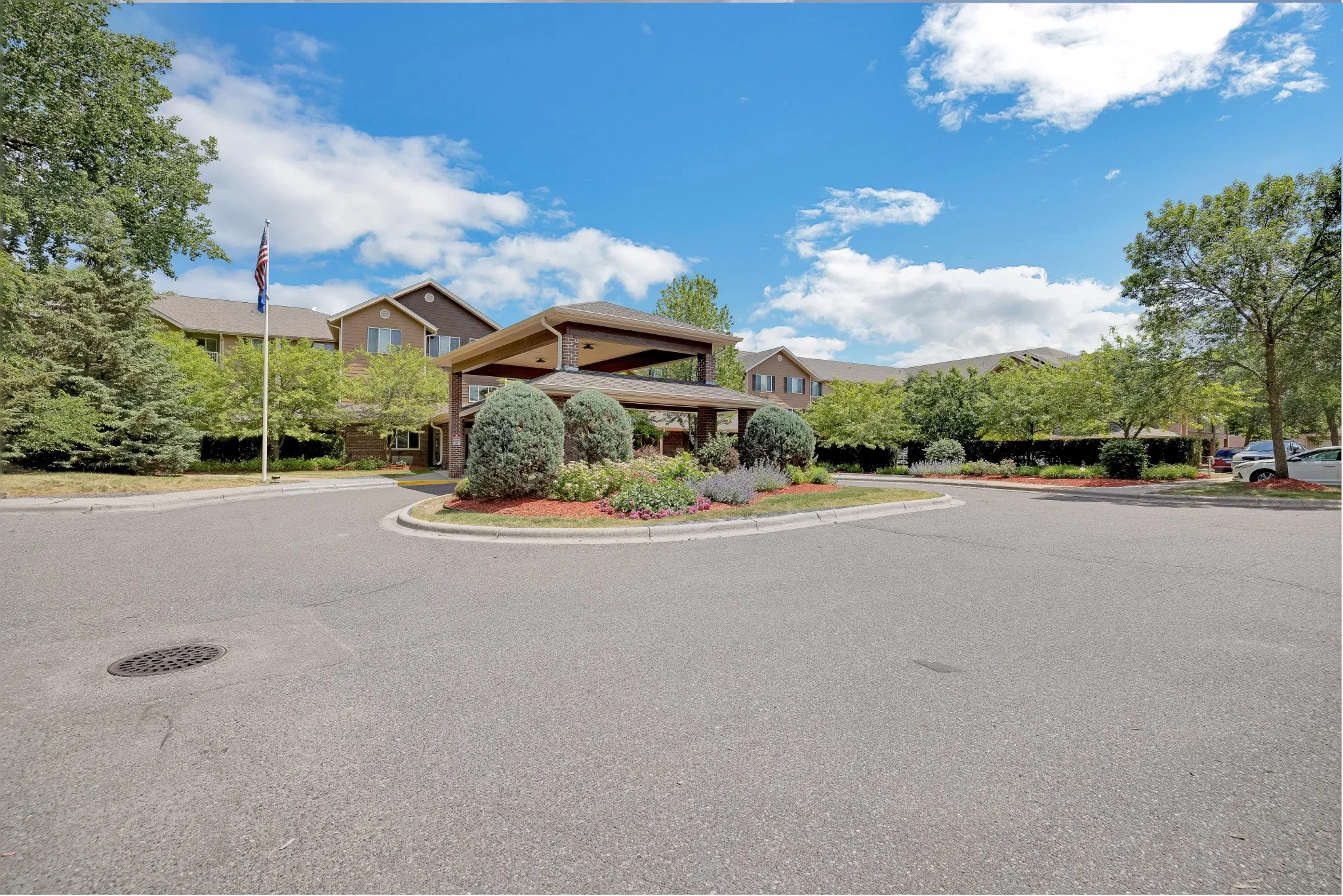 THE LODGE AT WHITE BEAR, A SKY ACTIVE LIVING COMMUNITY