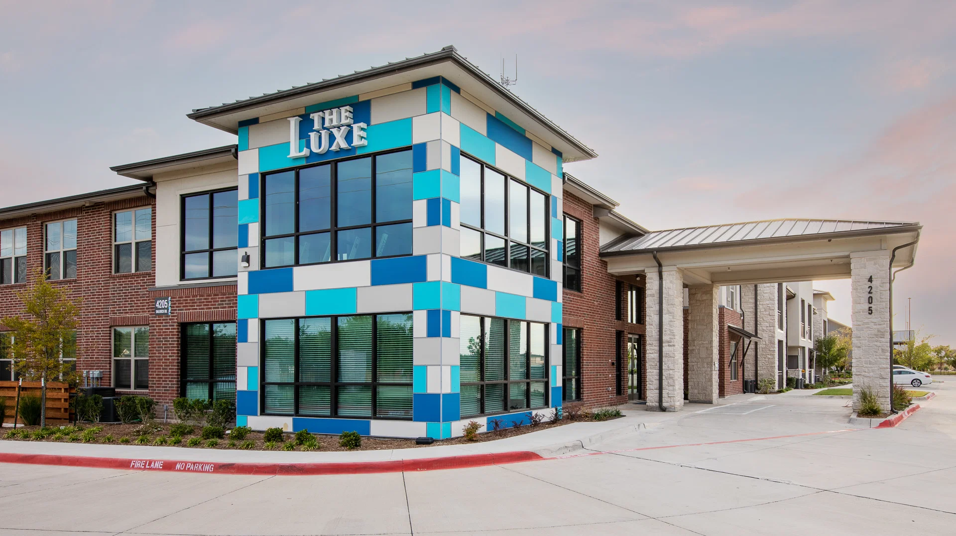 THE LUXE AT ROWLETT