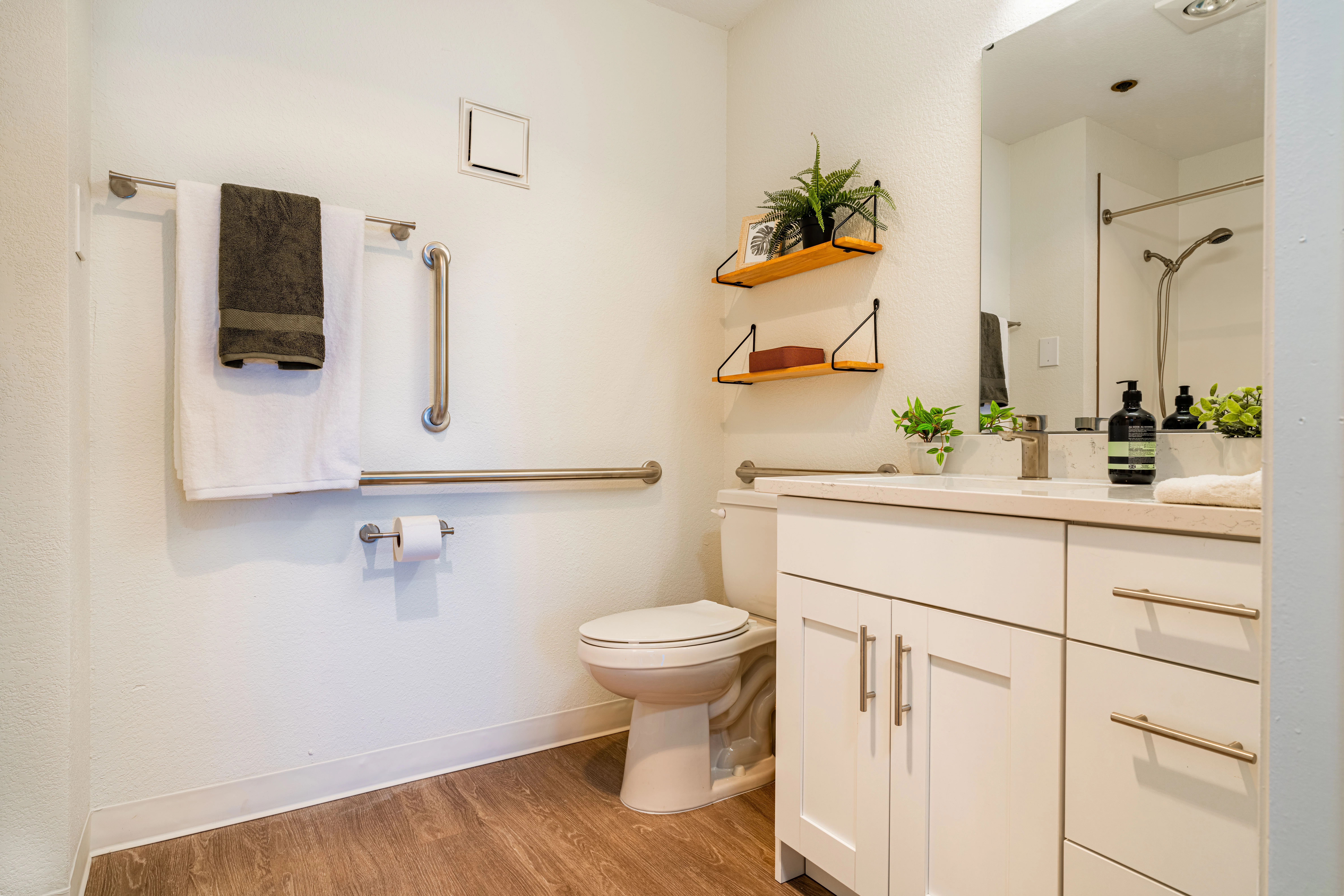 The Montvale Senior Living - Independent Living photo