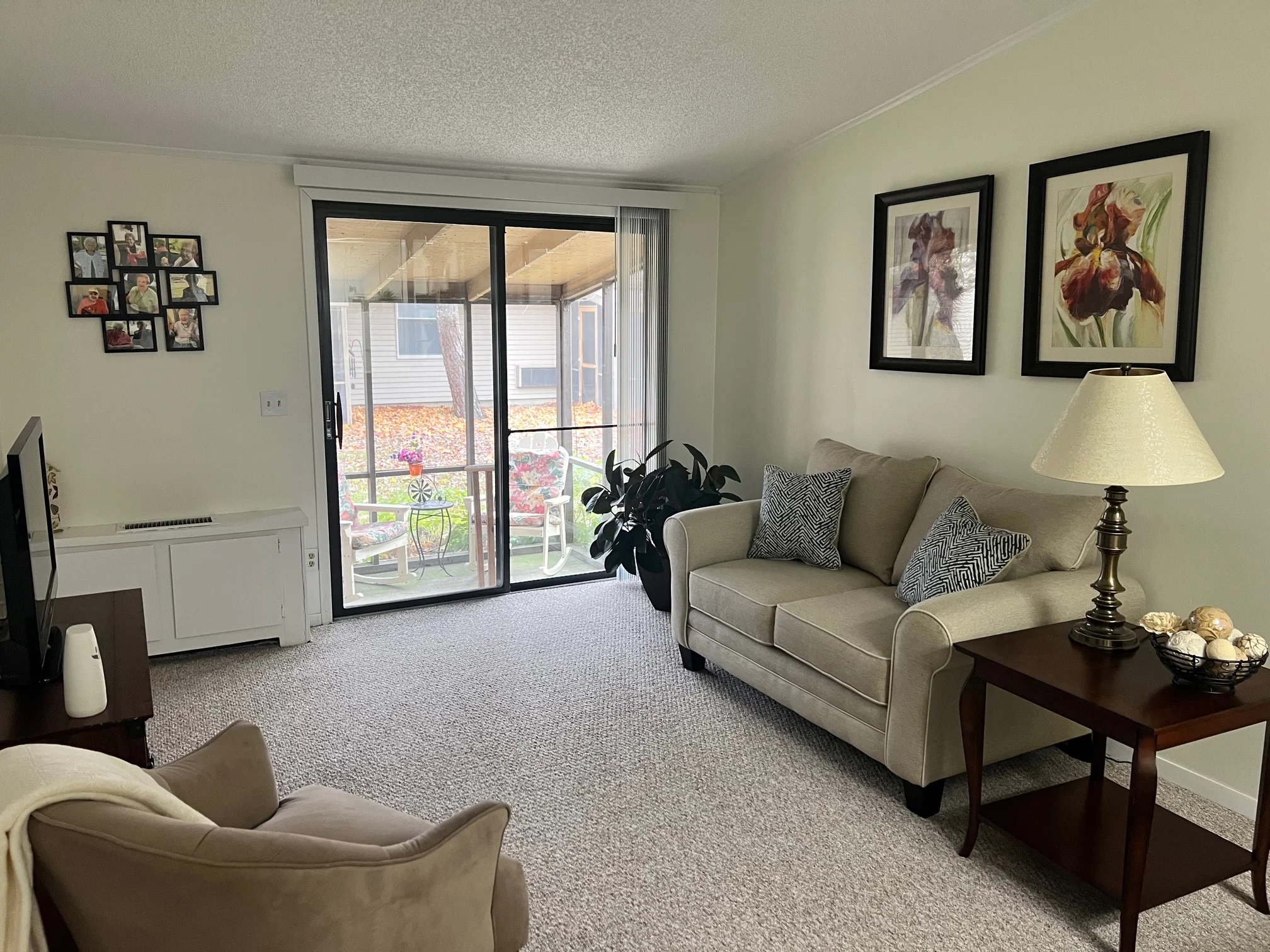THE PINES SENIOR LIVING