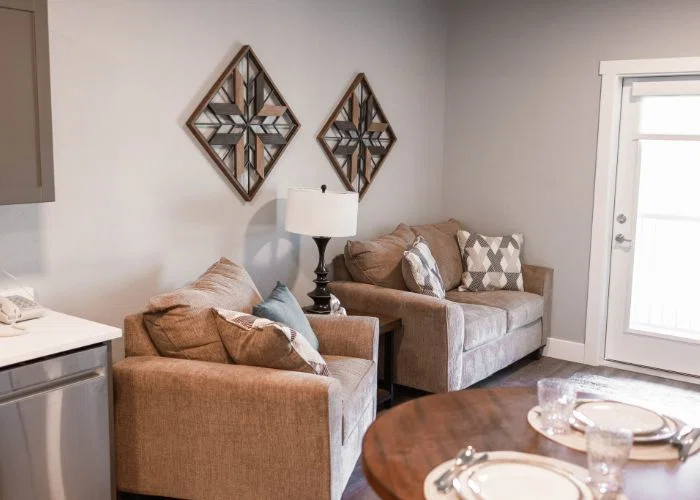 THE POINTE AT MERIDIAN