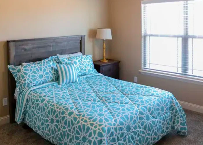 THE RESIDENCE AT LEGACY PARK SENIOR LIVING