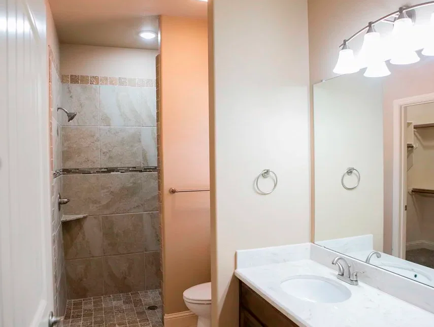 THE RESIDENCE AT LEGACY PARK SENIOR LIVING