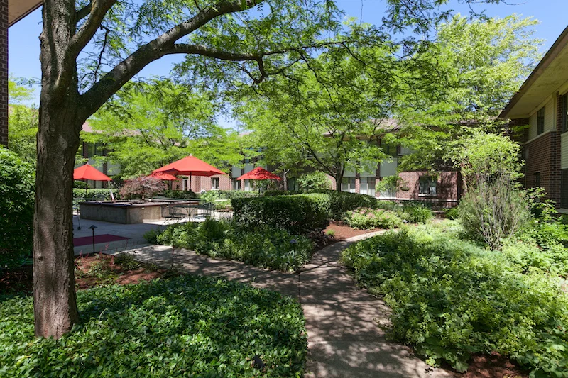 THE VILLAGE AT VICTORY LAKES