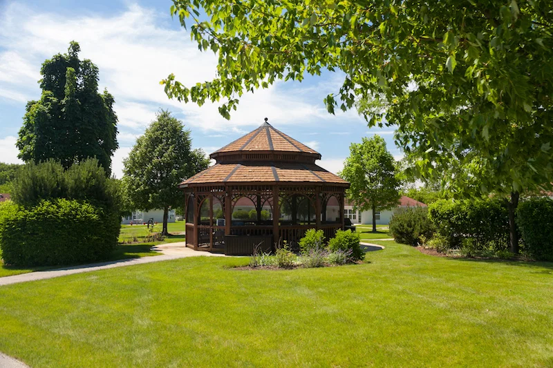 THE VILLAGE AT VICTORY LAKES