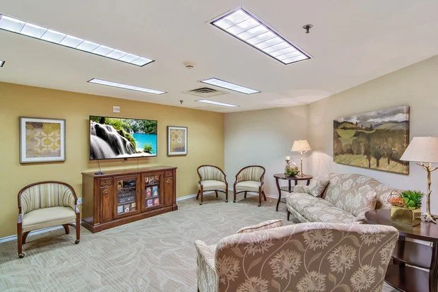 THE WATERFORD AT THOUSAND OAKS
