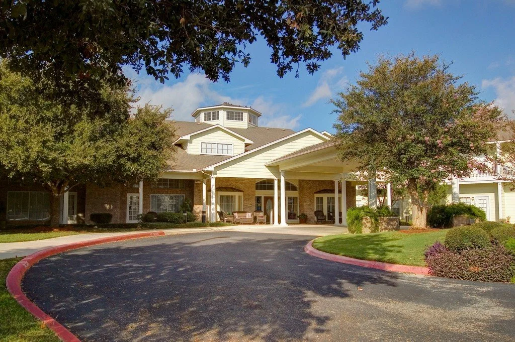 THE WATERFORD ON HUEBNER