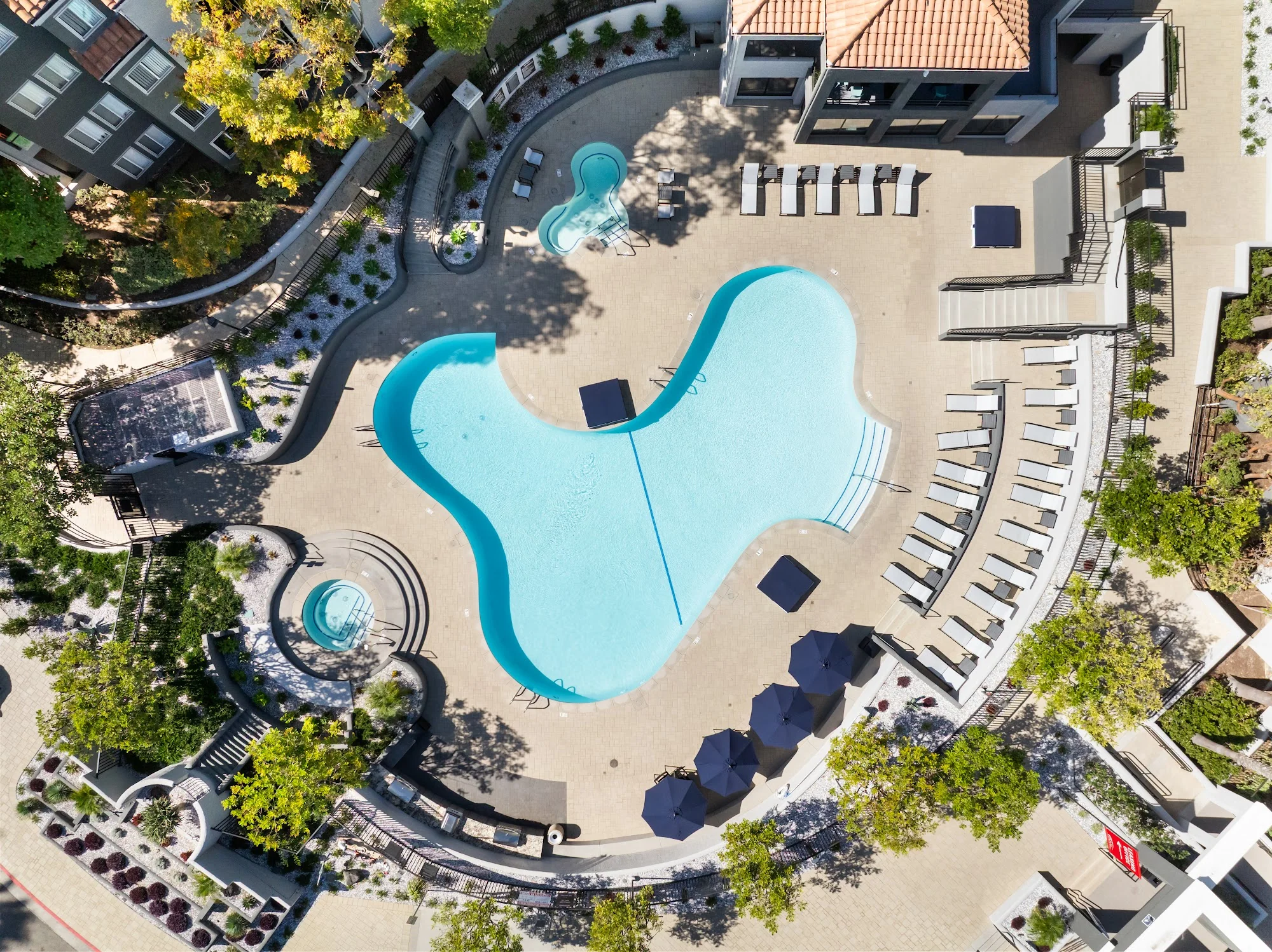 THE GRAND COSTA MESA