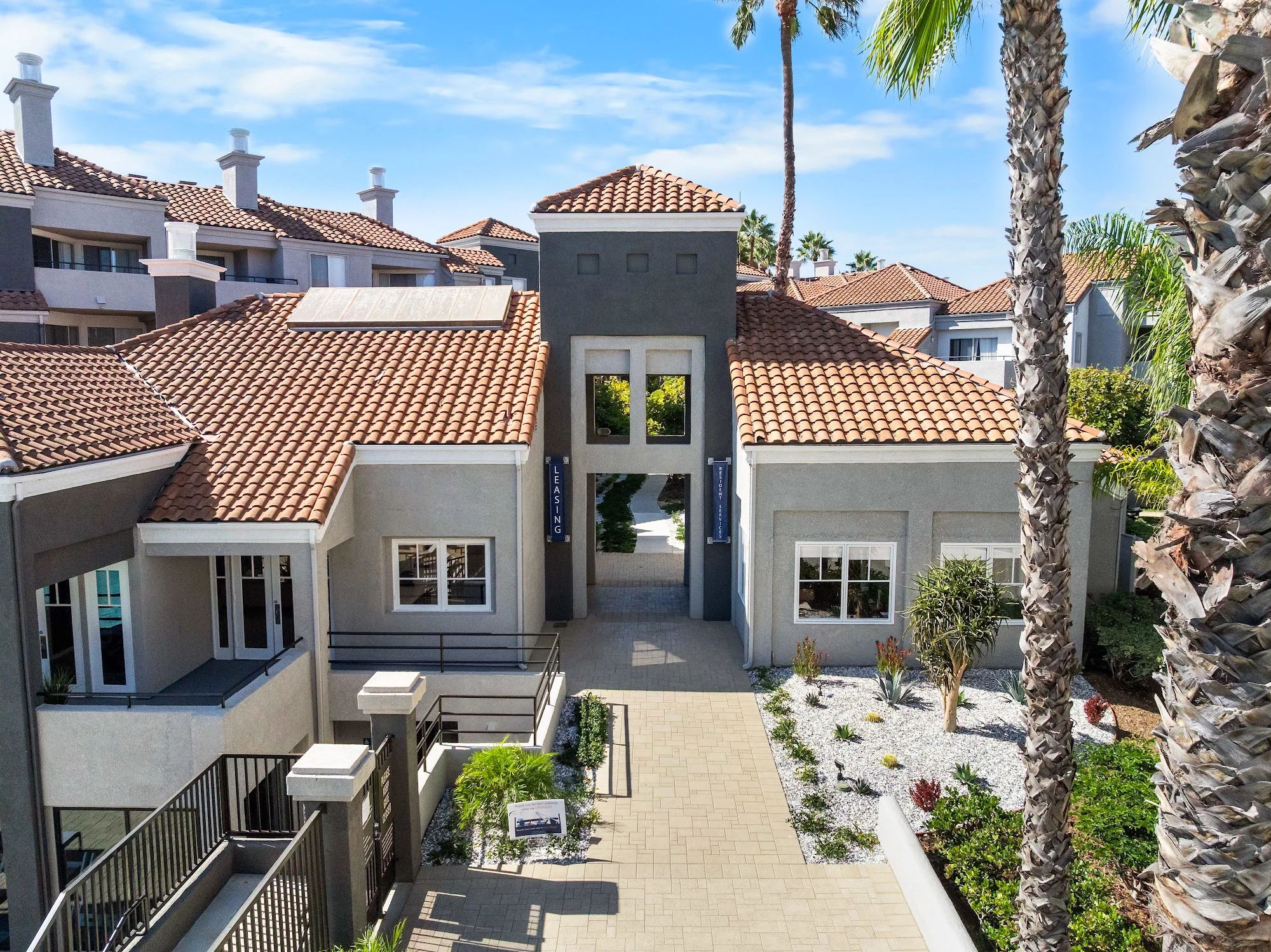 THE GRAND COSTA MESA