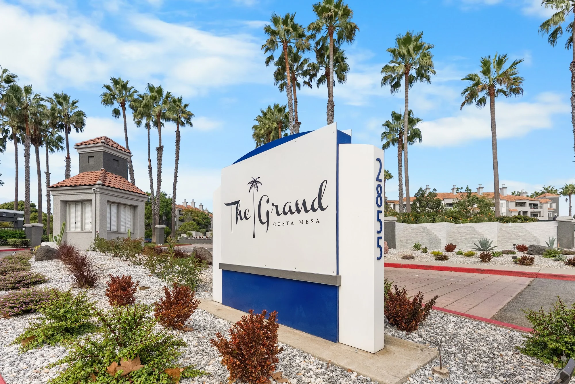 THE GRAND COSTA MESA