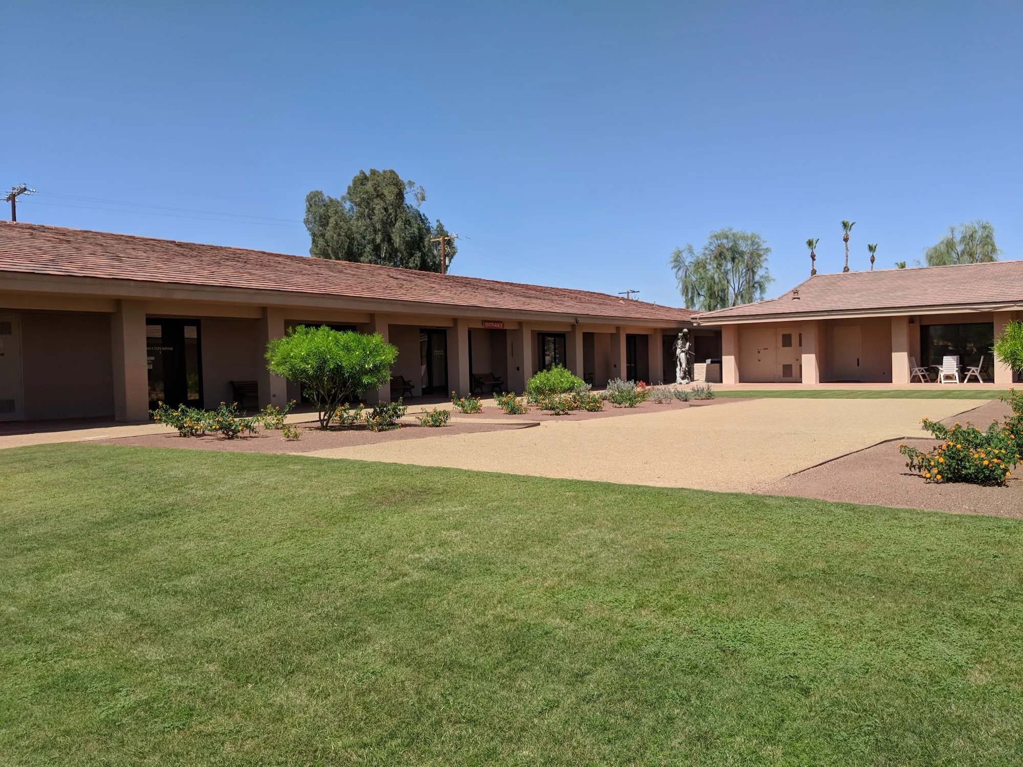 THE JOSLYN CENTER