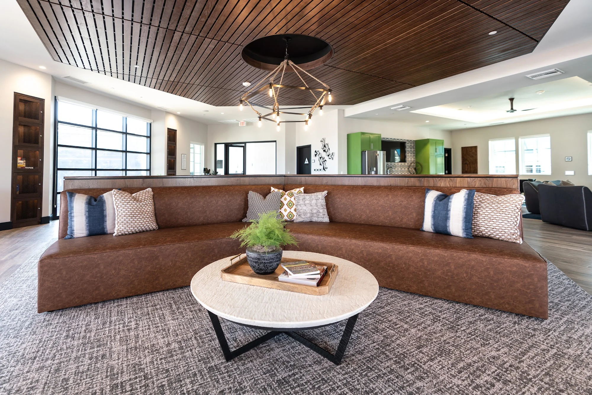 THE MONTEREY CORONA APARTMENTS