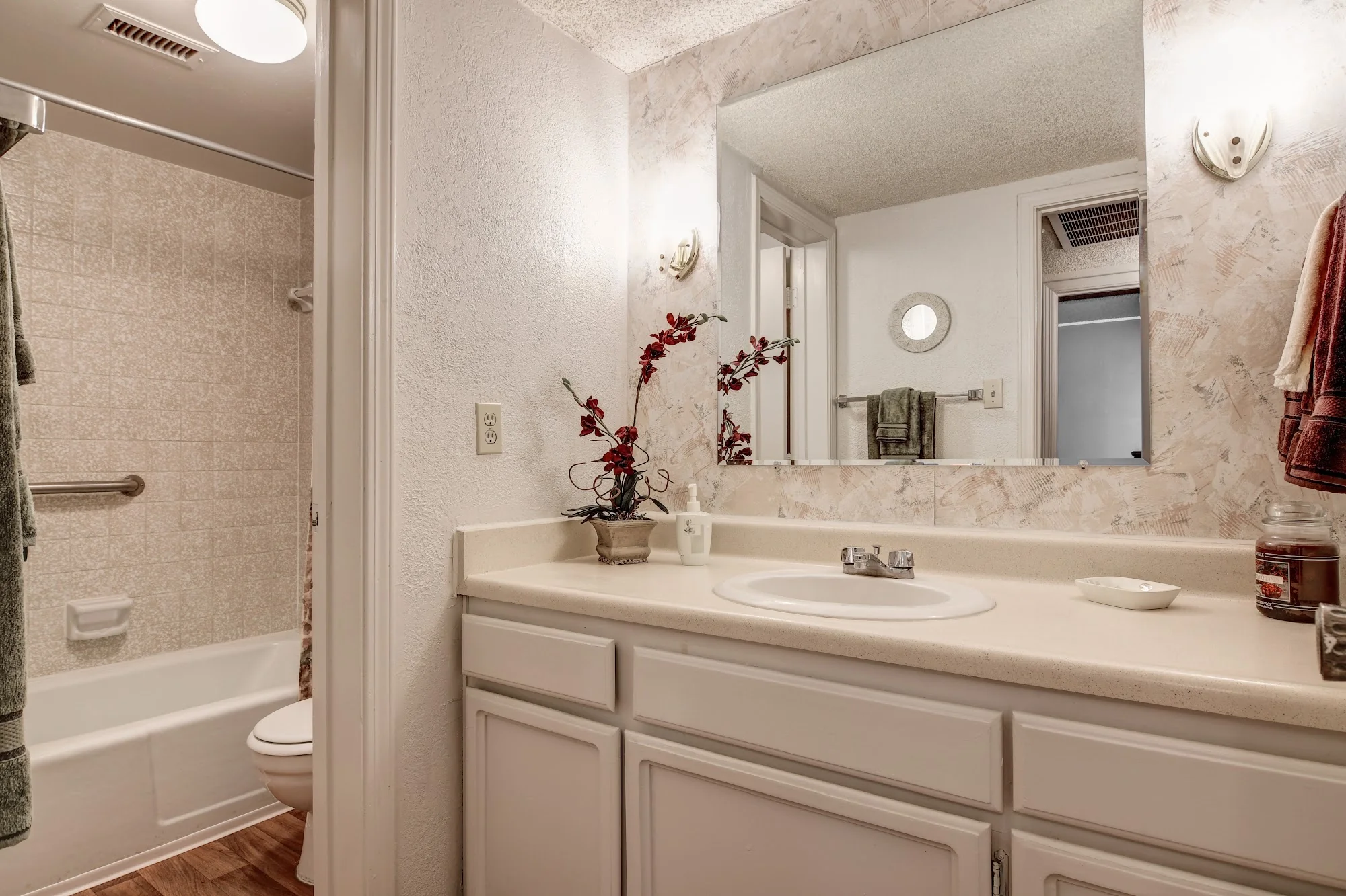 Three Fountains Apartments