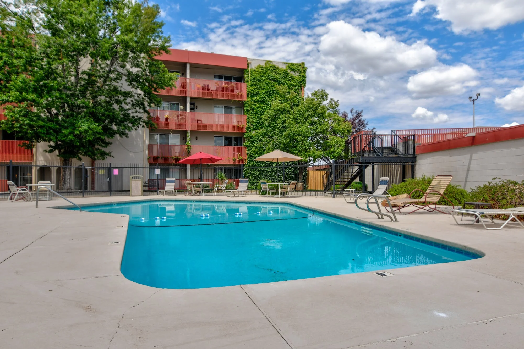 Three Fountains Apartments