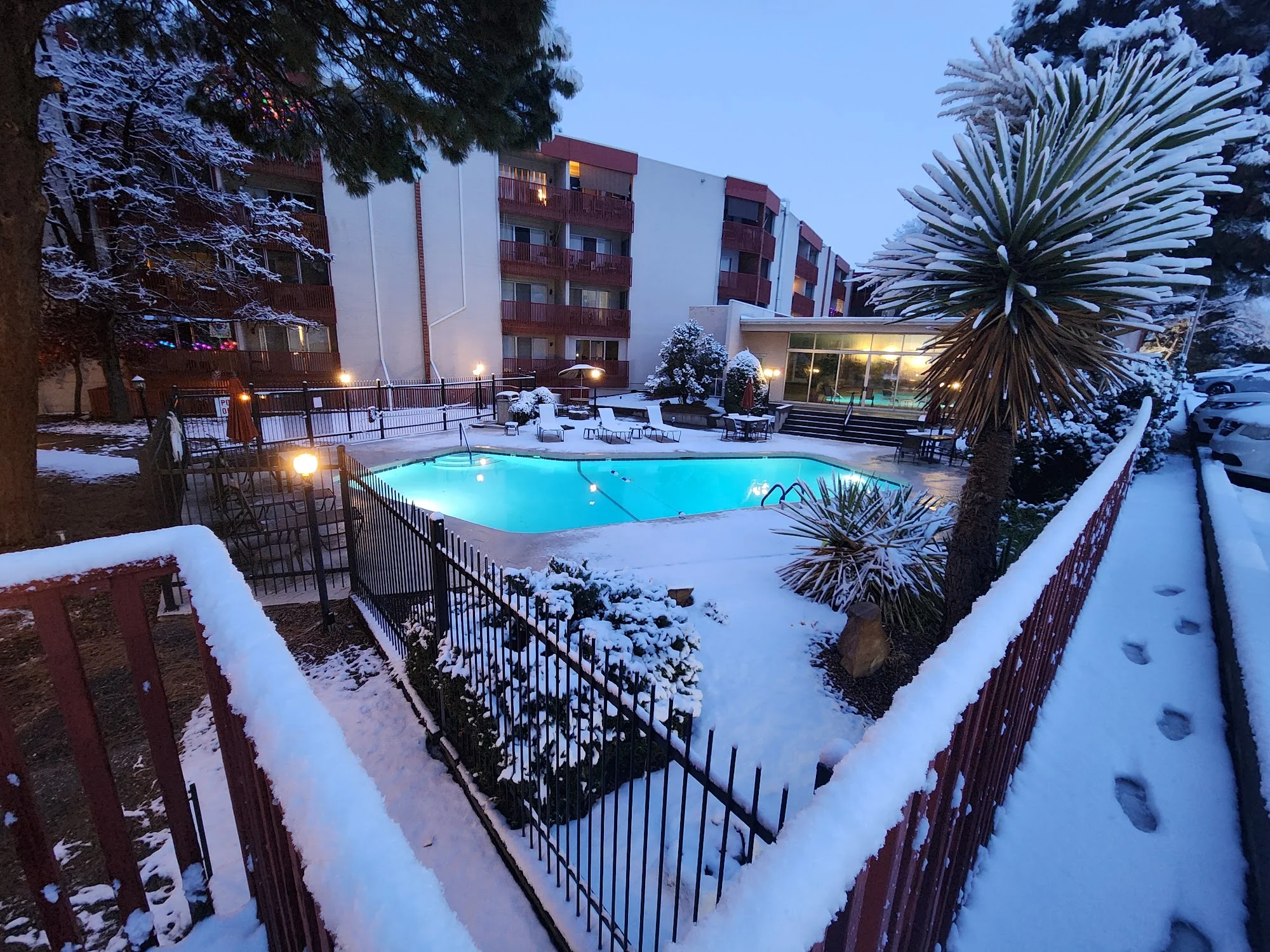 Three Fountains Apartments
