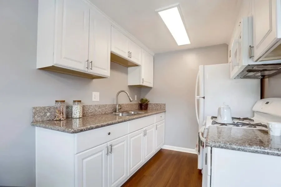 TUSCANY VILLAS APARTMENTS
