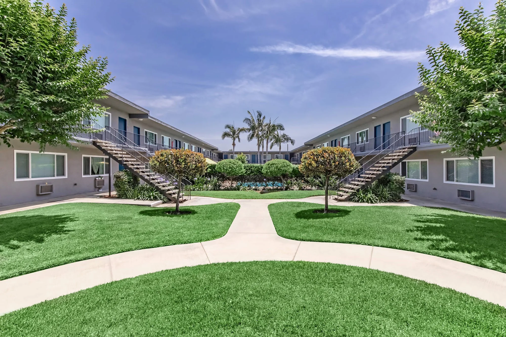 TUSCANY VILLAS APARTMENTS