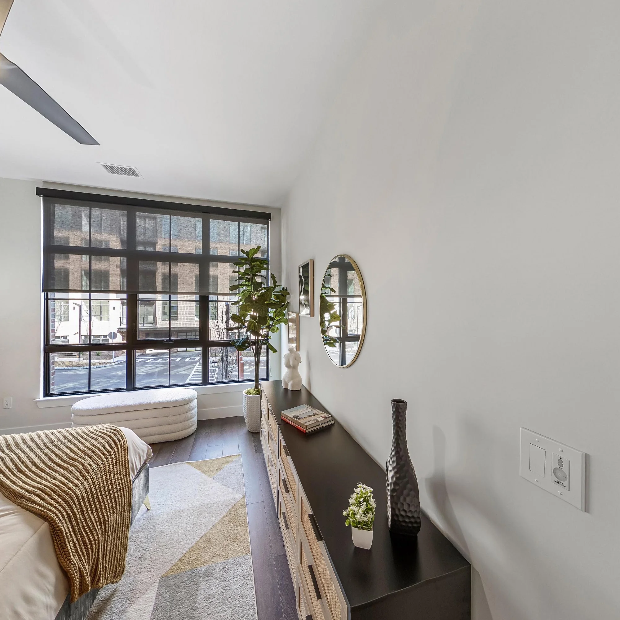 Vermella Broad Street
