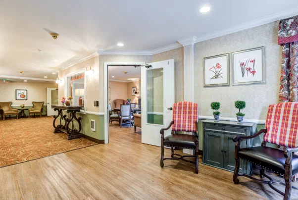 VILLAGE GREEN SENIOR LIVING WEST SEATTLE