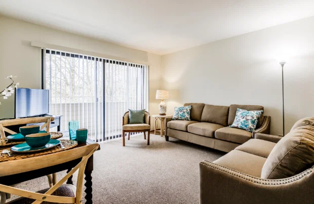 VILLAGE GREEN SENIOR LIVING WEST SEATTLE