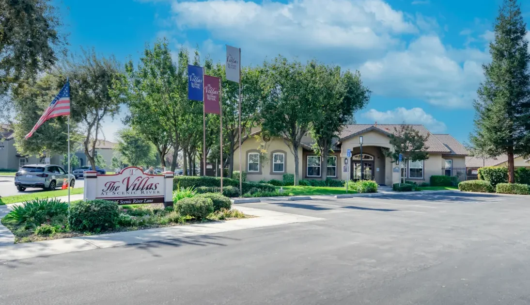 Villas At Scenic River