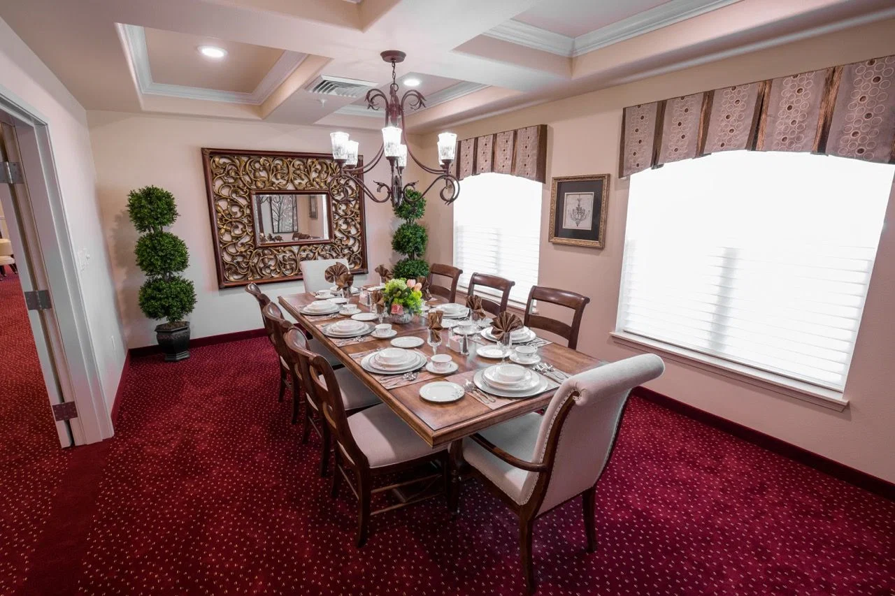 WILLOW CREEK GRACIOUS RETIREMENT LIVING