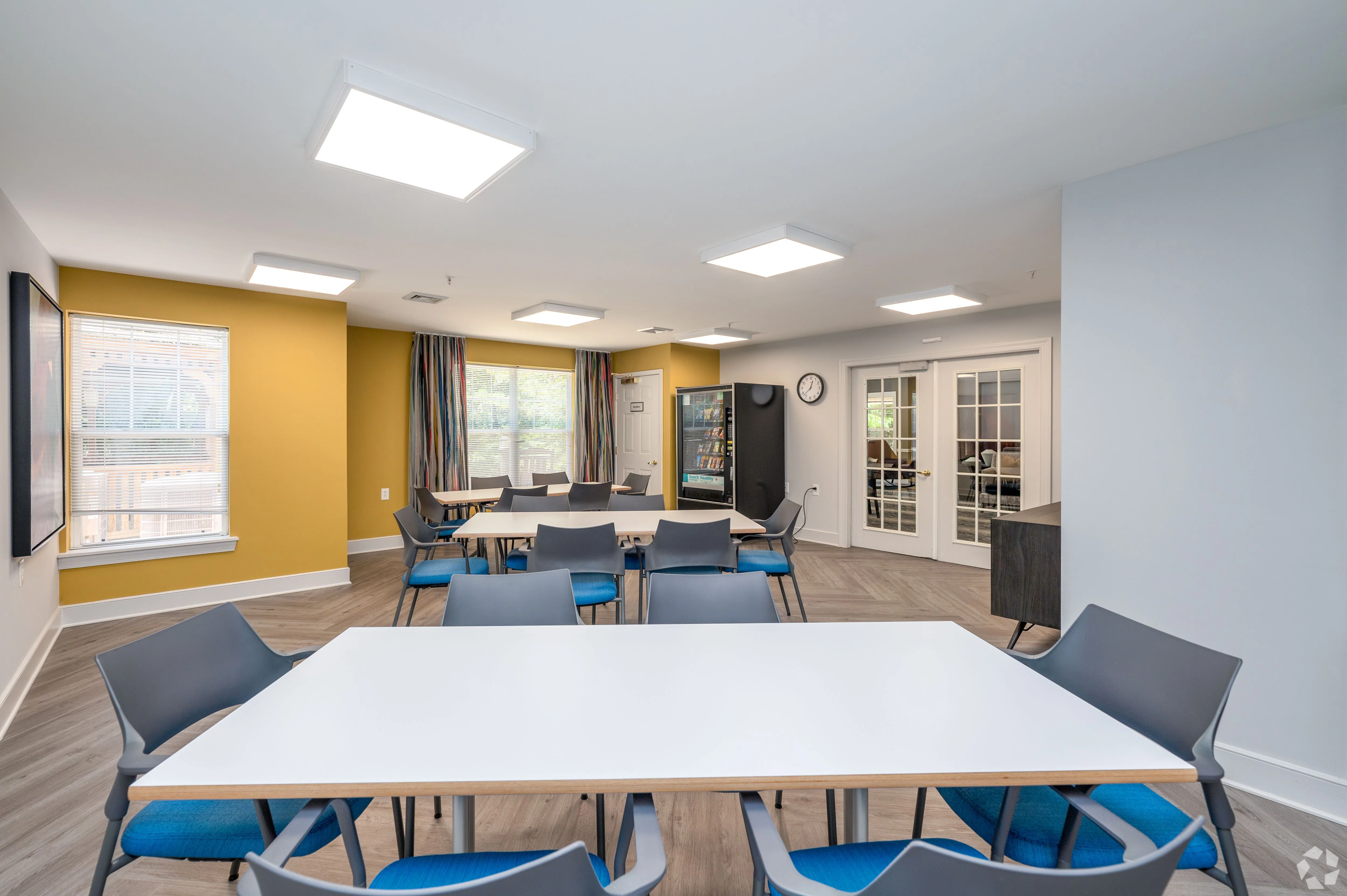 WILLOW MANOR AT COLESVILLE