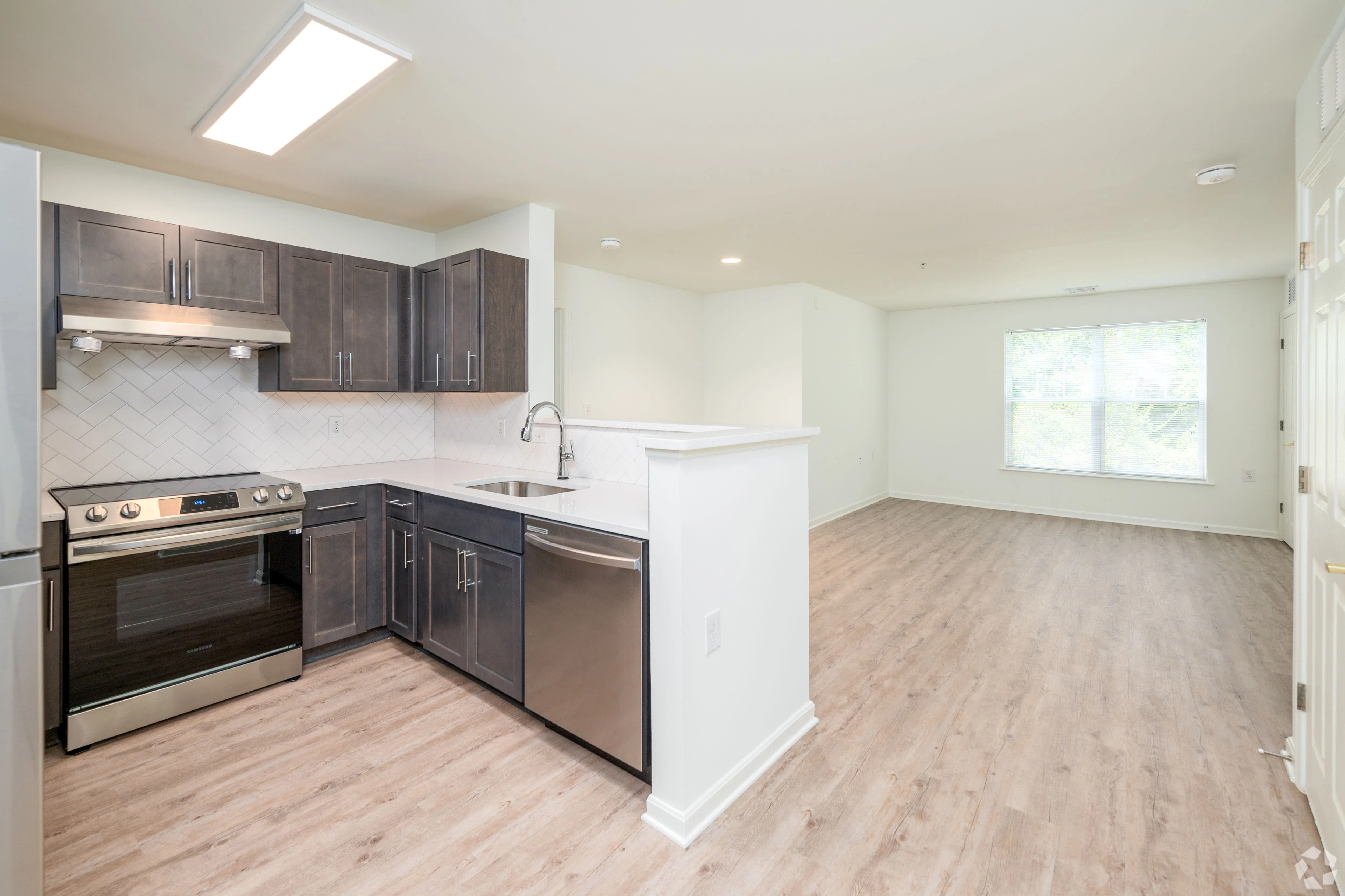 WILLOW MANOR AT COLESVILLE