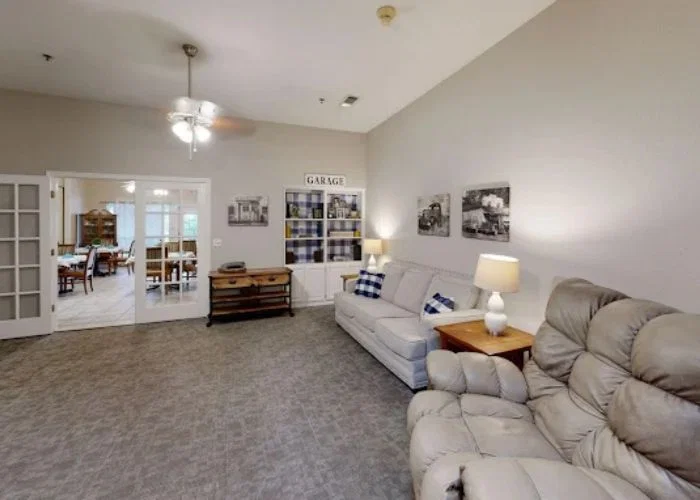WINDSOR COURT SENIOR LIVING AND MEMORY CARE