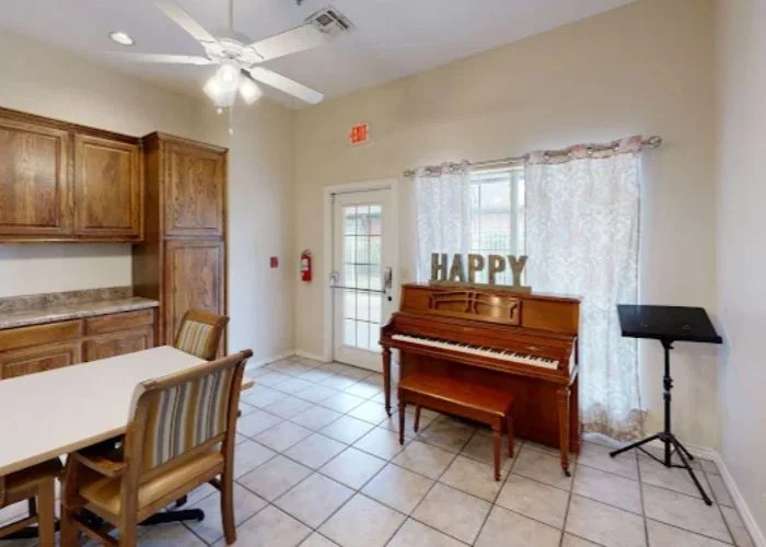 WINDSOR COURT SENIOR LIVING AND MEMORY CARE