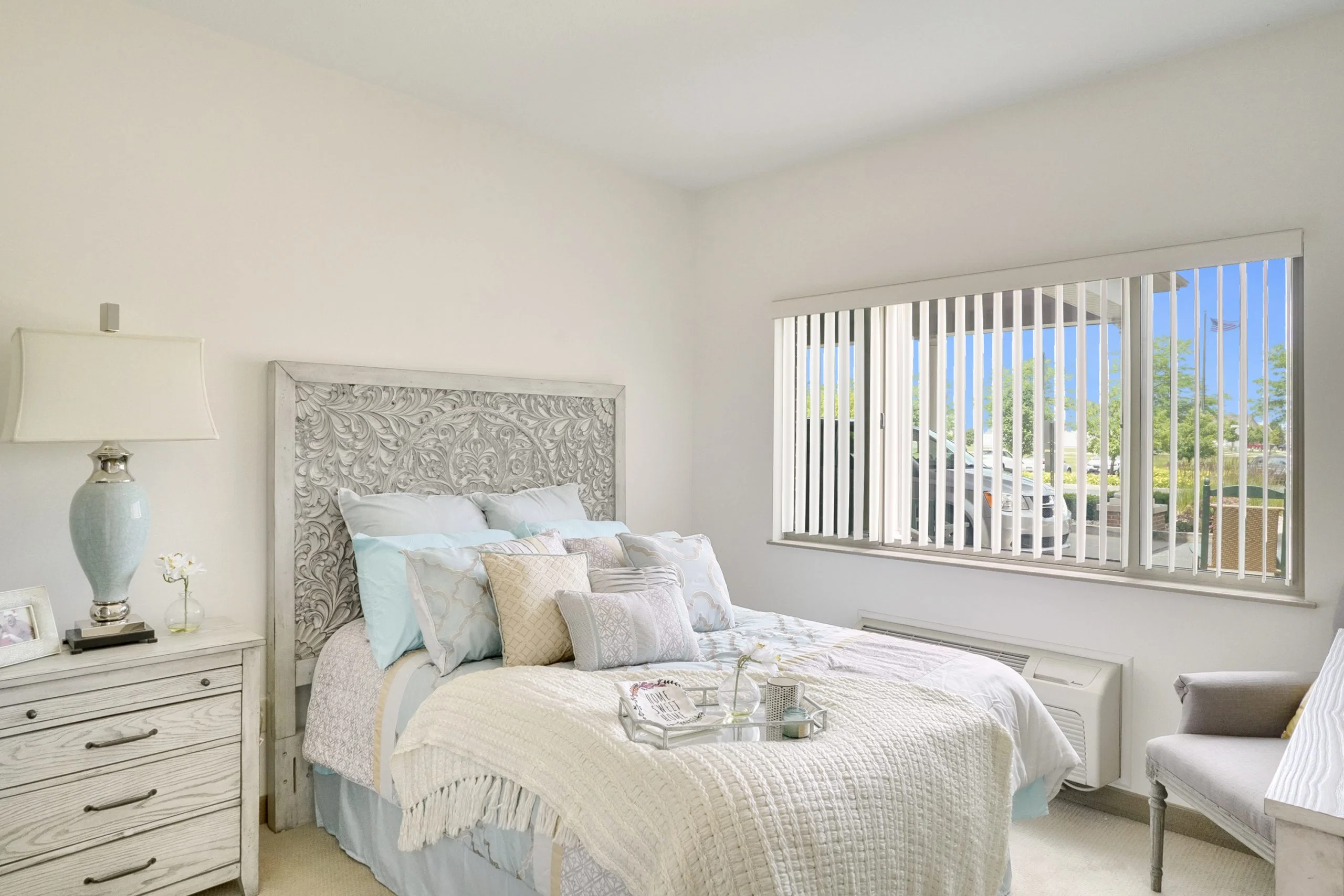 WINDWARD POINTE SENIOR LIVING