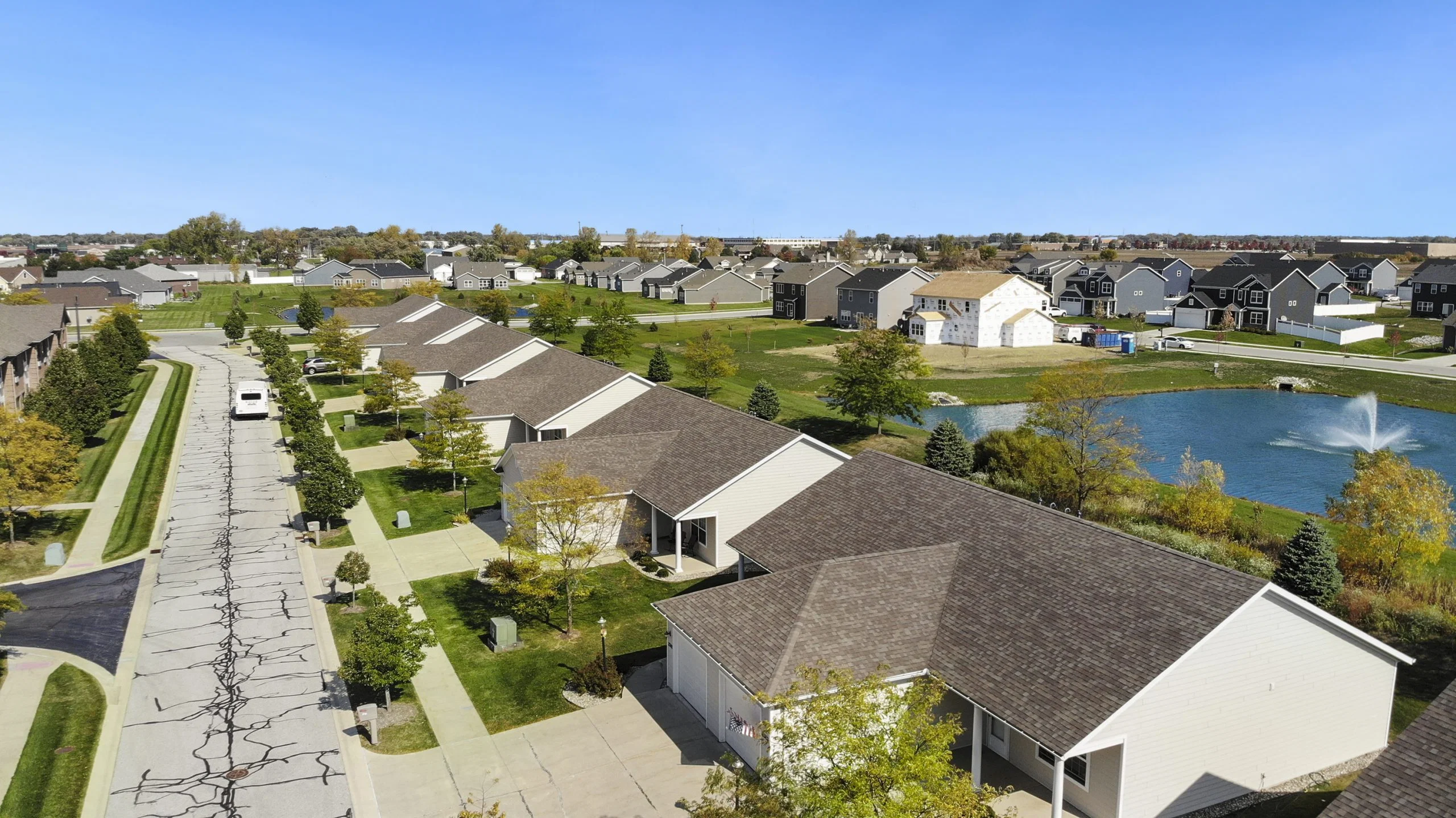 WINDWARD POINTE SENIOR LIVING