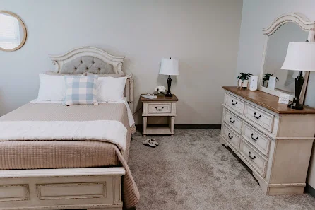 COUNTRY PINES RETIREMENT HOME