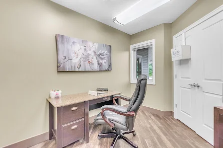 WATERFORD OAKS SENIOR CARE