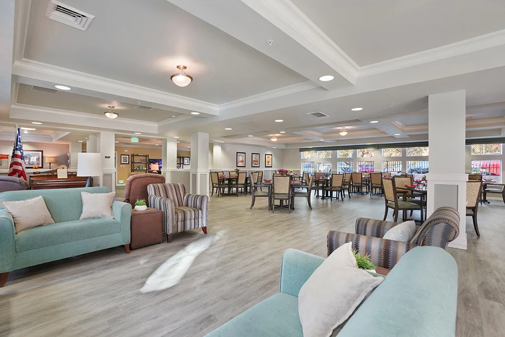 ALMOND HEIGHTS SENIOR LIVING