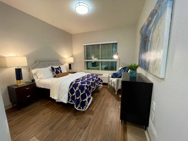 ALMOND HEIGHTS SENIOR LIVING