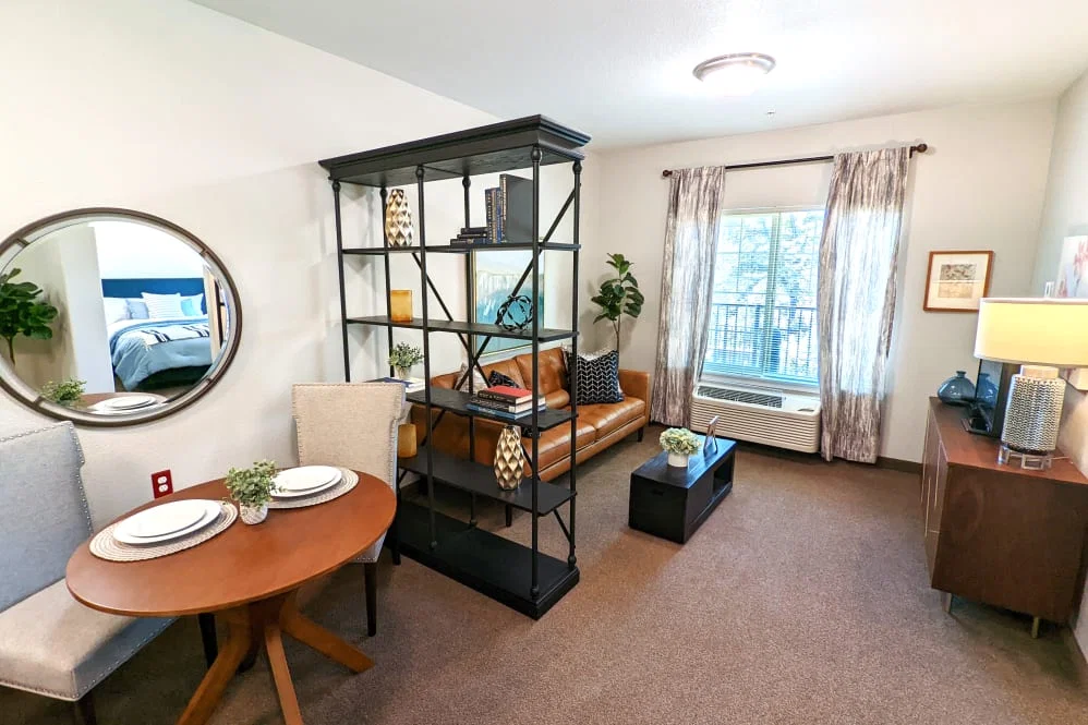 ALMOND HEIGHTS SENIOR LIVING