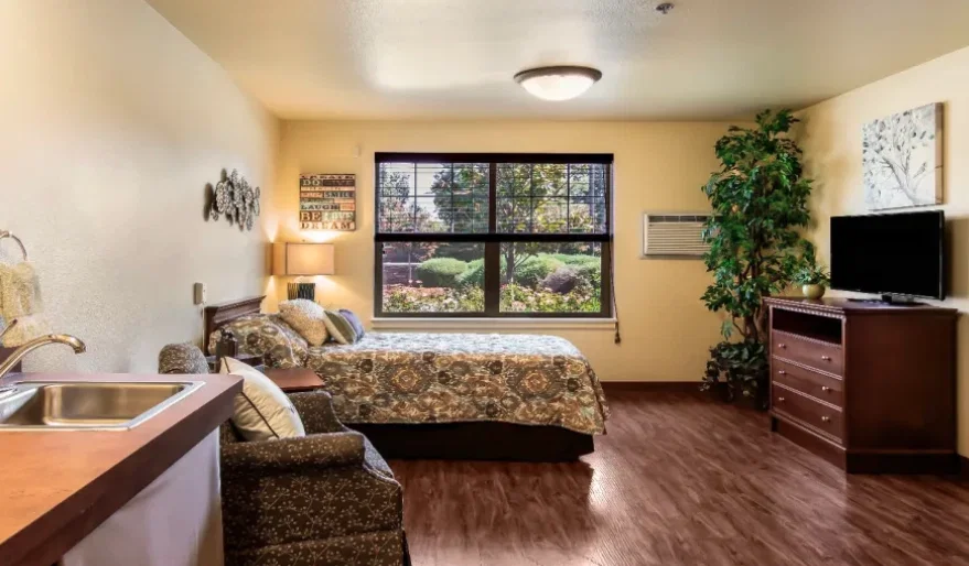 AMBER GROVE PLACE