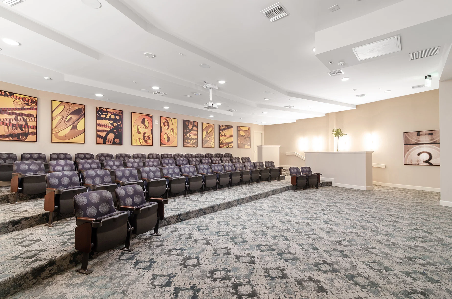 AMERICAN HOUSE FORT MYERS